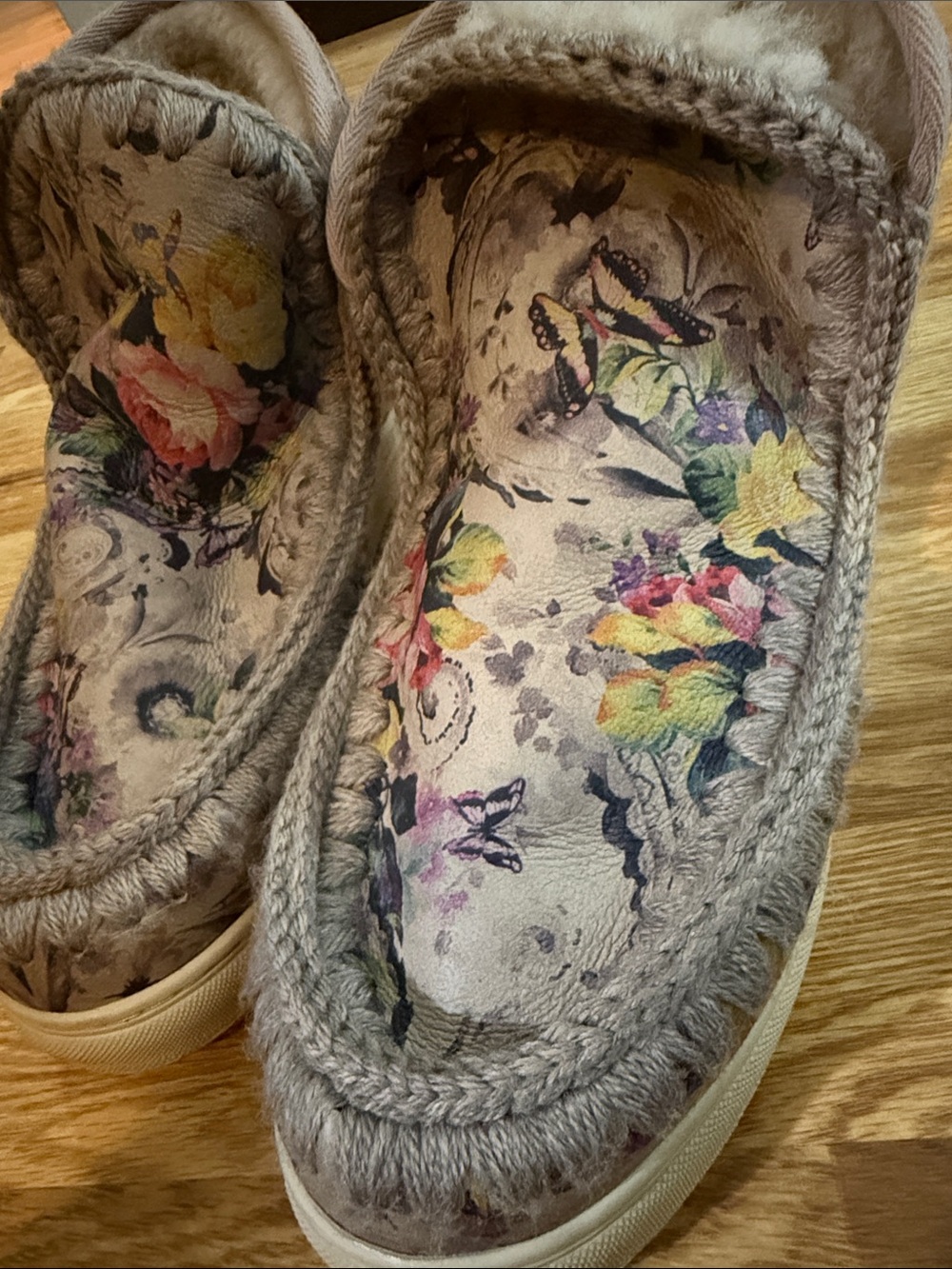 MOU Floral Cozy Slip-On Women's Shoes in Lavender - Picture 2 of 5